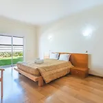 Villa Coute Real
