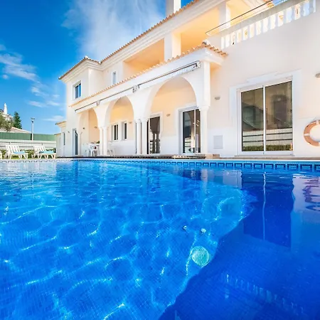 Villa Coute Real
