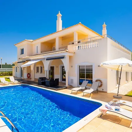 Villa Coute Real *
