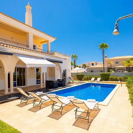 Coute Real Villa *